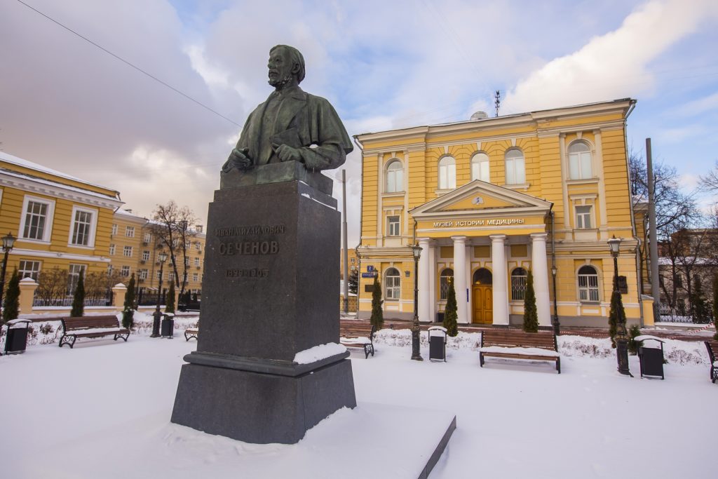 أول تجربة شتاء في روسيا: ما ينبغي أن يعرفه الطلاب من الإمارات العربية المتحدة