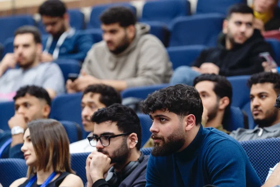 ما مدى أمان موسكو للطلاب الدوليين من الإمارات العربية المتحدة؟