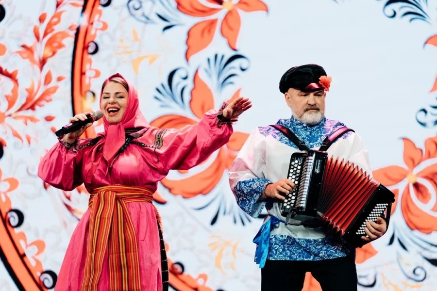 العادات والتقاليد الروسية للطلاب الدوليين من دولة الإمارات العربية المتحدة